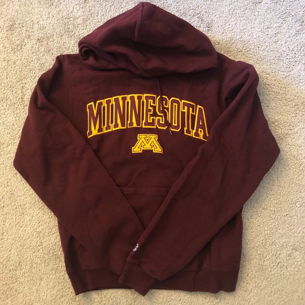 University of Minnesota maroon hoodie